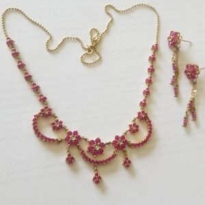 Elegant Ruby and Gold Jewelry Set Fit For A Queen